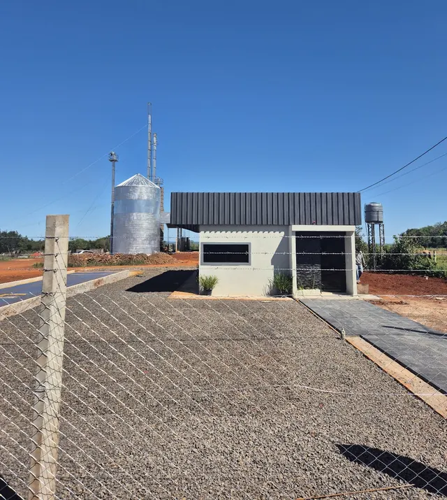 La planta de AGRICOM desde la ruta PY08